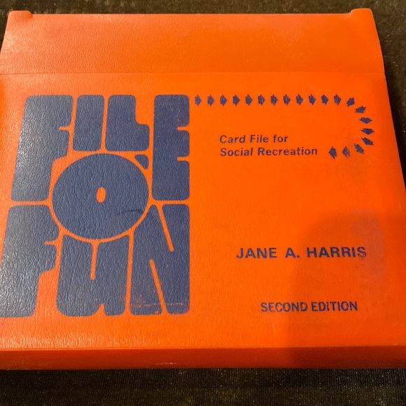 File O Fun card file for social Recreation - Picture 1 of 6